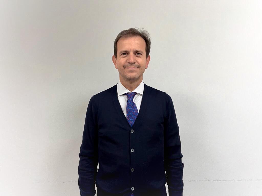 Retrato de Dr. Carlos González-Juanatey